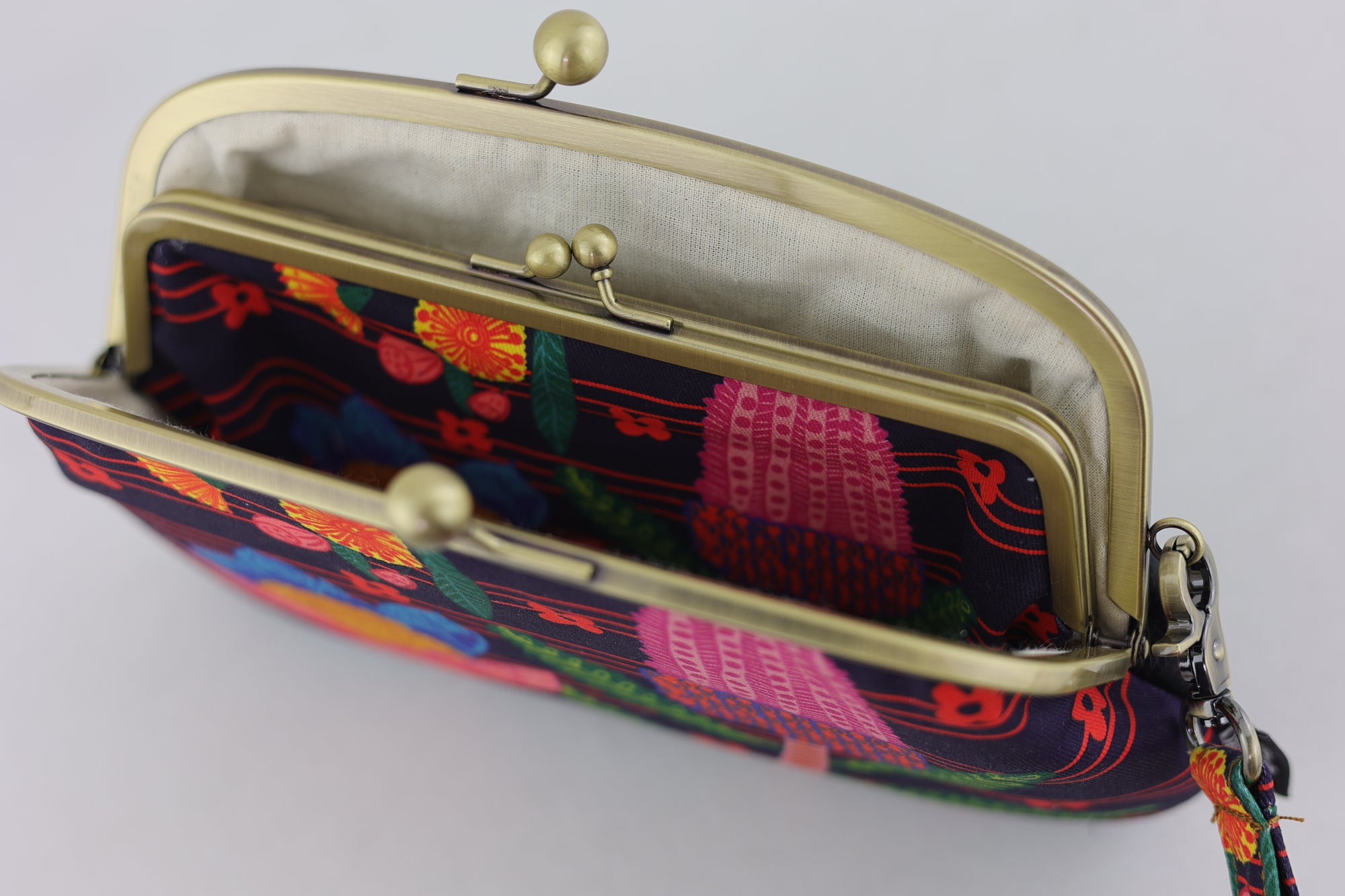 Australian Native Flowers Wristlet Wallet (with Double Kisslock Clasps)