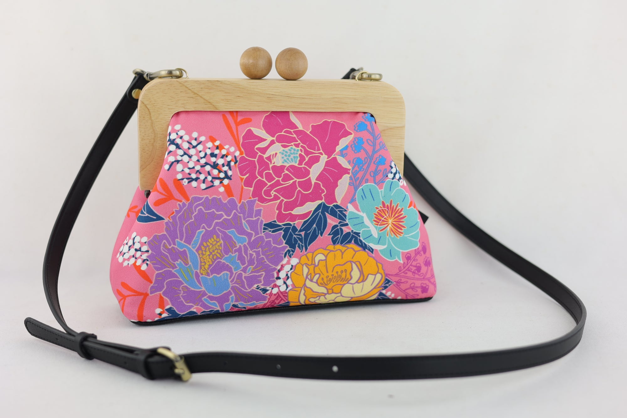 Peonies Garden Pink Floral Clutch | PINK OASIS