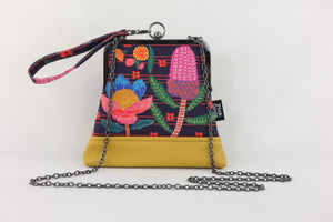 Australian Native Flowers (Mustard Bottom) Wristlet | PINK OASIS