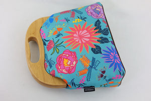 Bright & Bold Flowers Large Wood Frame Bag | PINK OASIS