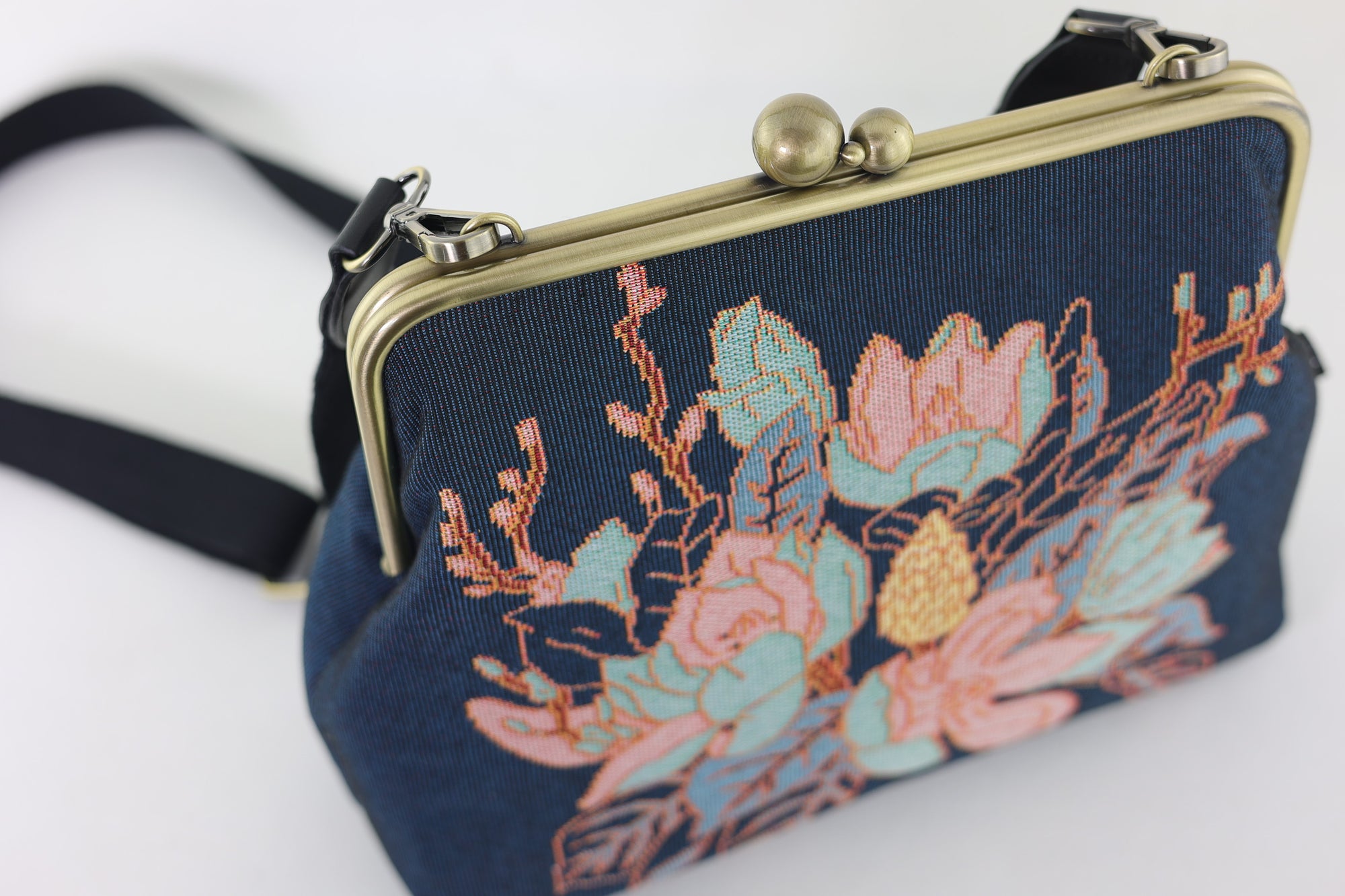 Tapestry Woven Fabric Magnolia Crossbody Bag | PINK OASIS