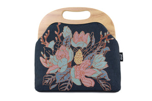 Magnolia Tapestry Woven Fabric Large Wood Frame Bag | PINK OASIS