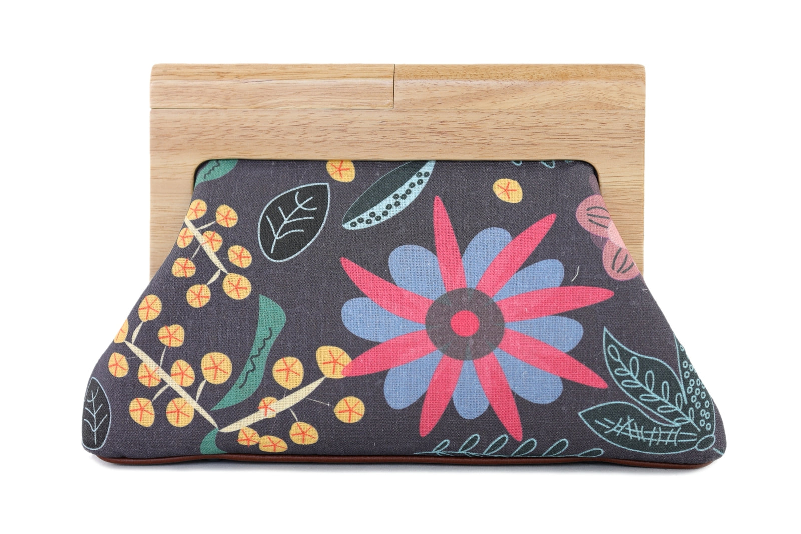 Backyard Garden Wood Frame Bag | PINK OASIS