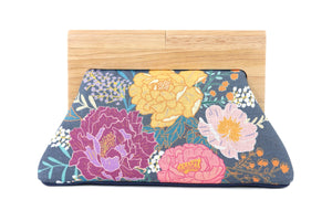 Peonies Garden Wood Frame Bag | PINK OASIS