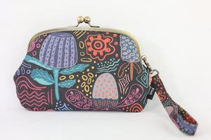 Banksia Garden Wristlet Wallet A (with Double Kisslock Clasps)