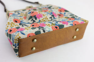 Rustic English Roses Floral Crossbody Bag | PINK OASIS