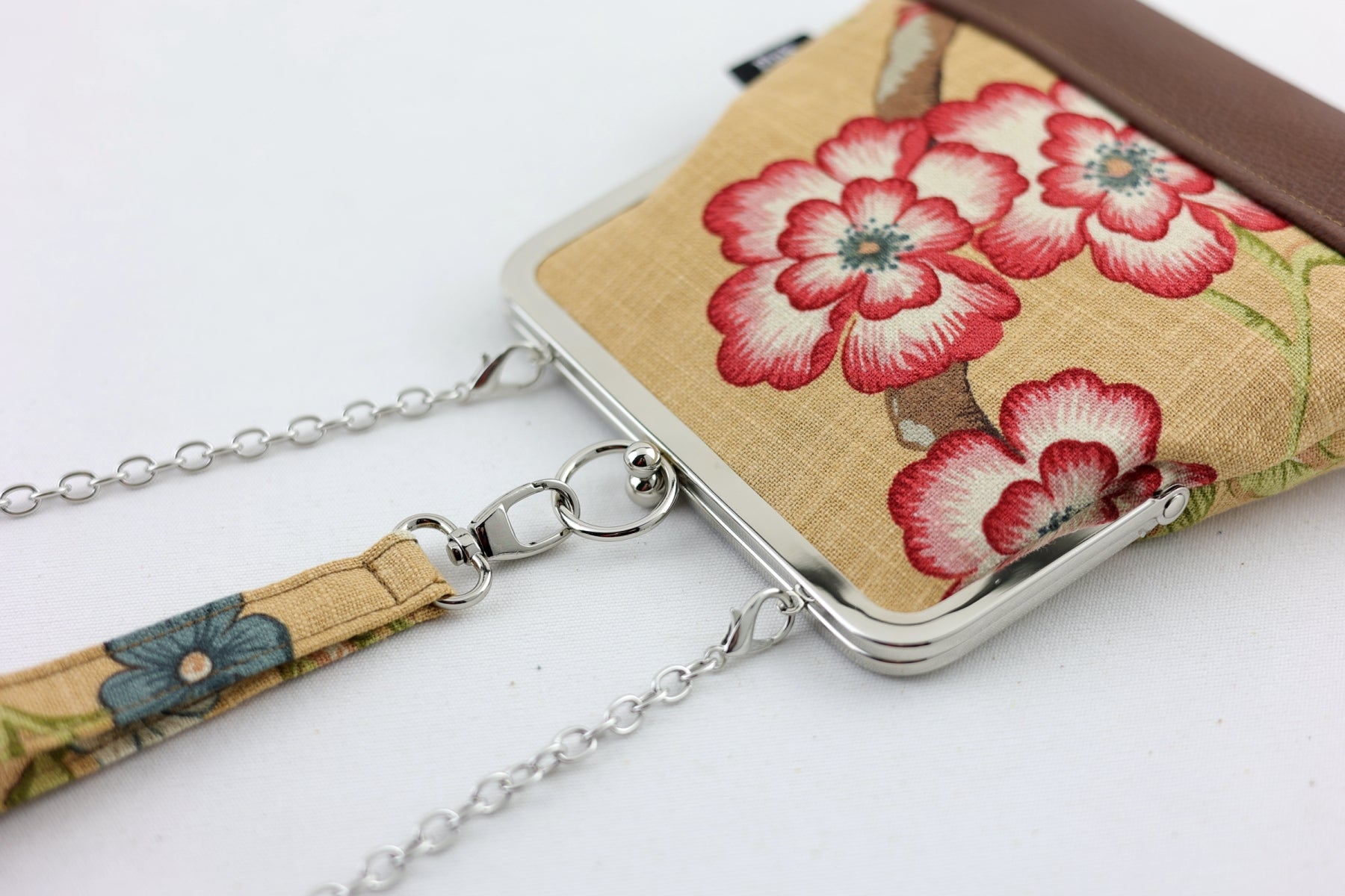 Handmade Rustic Flower Wristlet | PINK OASIS
