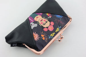 Frida Down Under Kisslock Clutch with Chain Strap | PINK OASIS