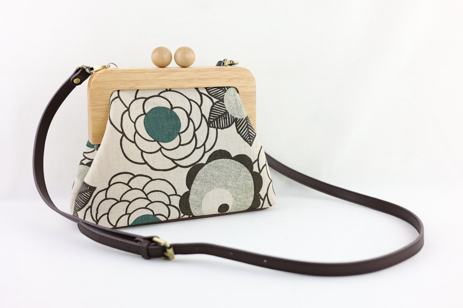 Rustic Linen Floral Wooden Frame Clutch Bag | PINK OASIS
