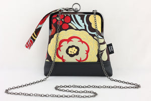 Camellia Flower Wristlet | PINK OASIS