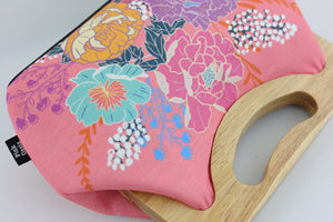 Peonies Garden Pink Medium Size Wood Frame Bag | PINK OASIS