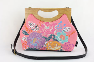 Peonies Garden Pink Medium Size Wood Frame Bag | PINK OASIS