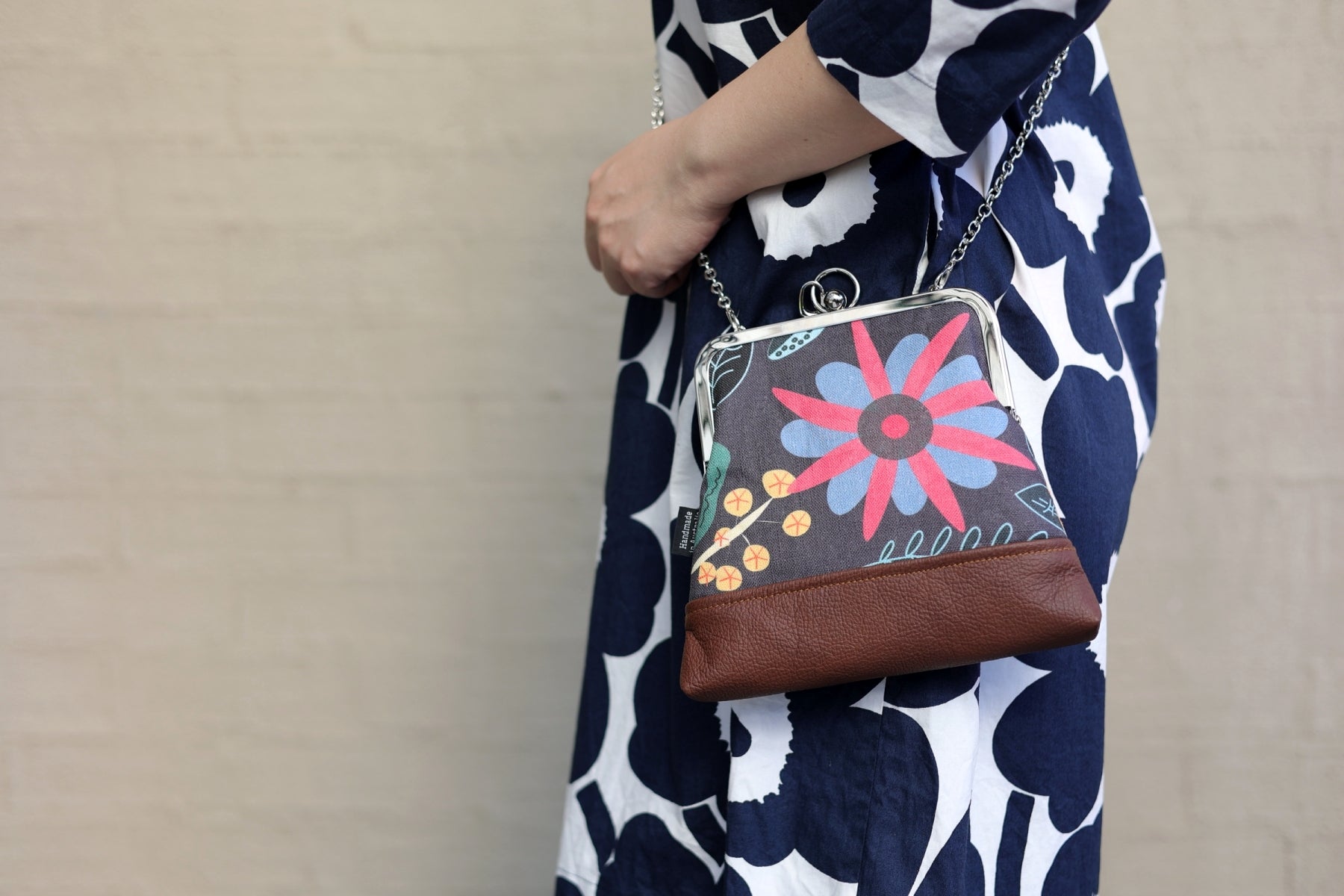Backyard Garden Wristlet | PINK OASIS