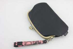 Kisslock Wristlet Wallet Handmade in Australia | PINK OASIS