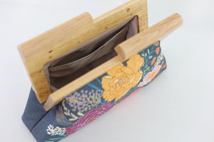 Peonies Garden Wood Frame Bag | PINK OASIS