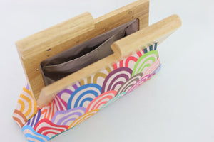 Rainbows Wood Frame Bag | PINK OASIS