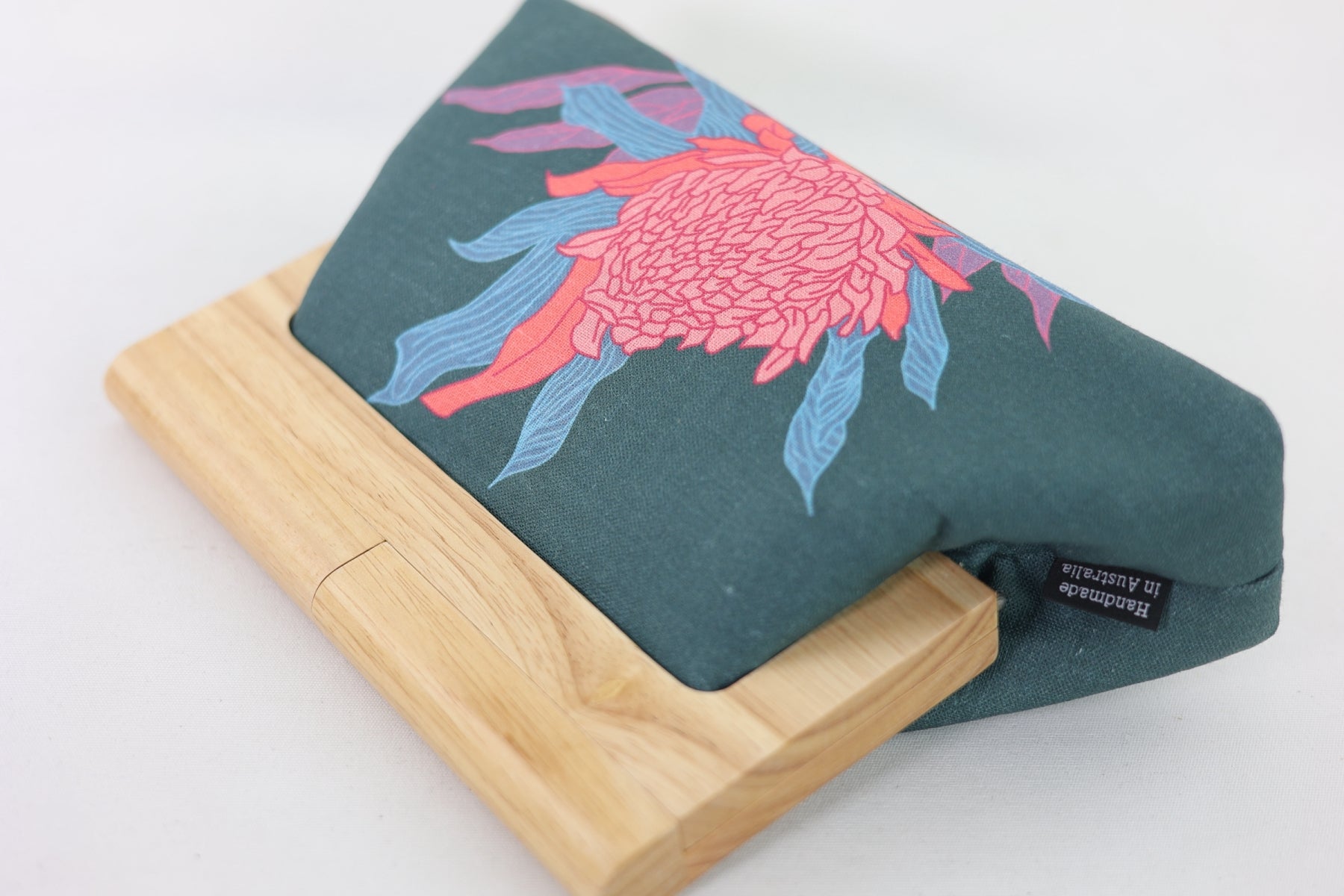 Torch Ginger Flower Wood Frame Bag | PINK OASIS