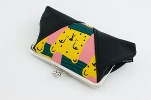 Chita Kisslock Clutch & Crossbody Bag | PINKOASIS