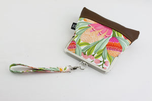 Australian Native Flower Gum Blossoms Wristlet Bag | PINKOASIS