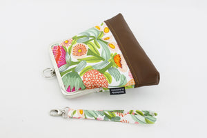 Australian Native Flower Gum Blossoms Wristlet Bag | PINKOASIS