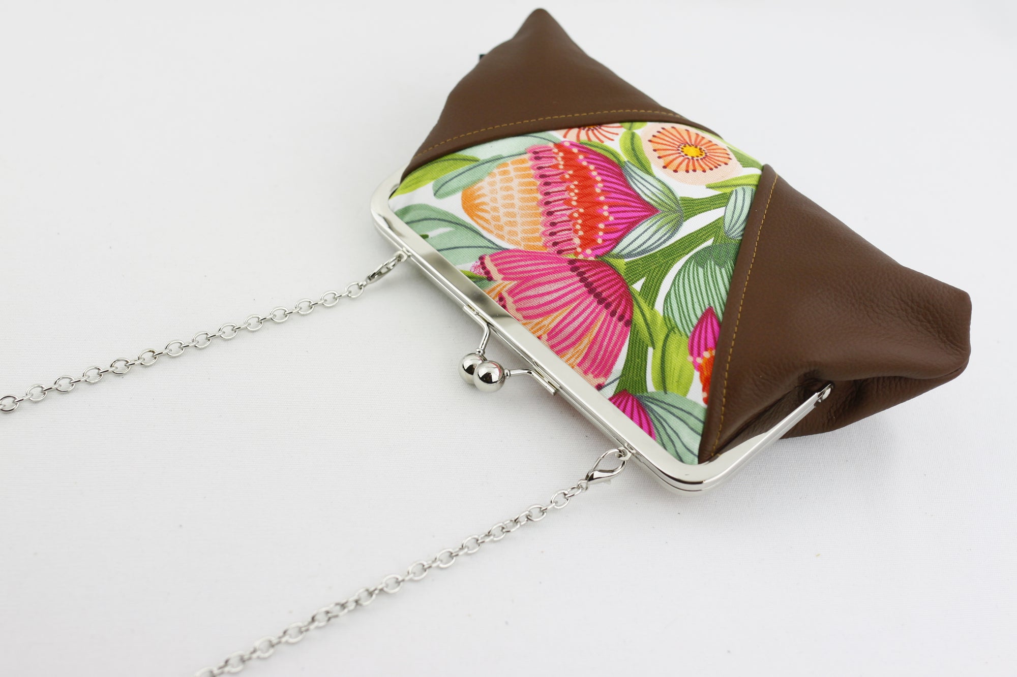 Gum Blossoms Kisslock Clutch & Crossbody Bag | PINKOASIS