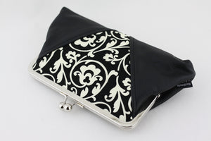 Black & Cream Floral Pattern Kisslock Clutch  | PINKOASIS