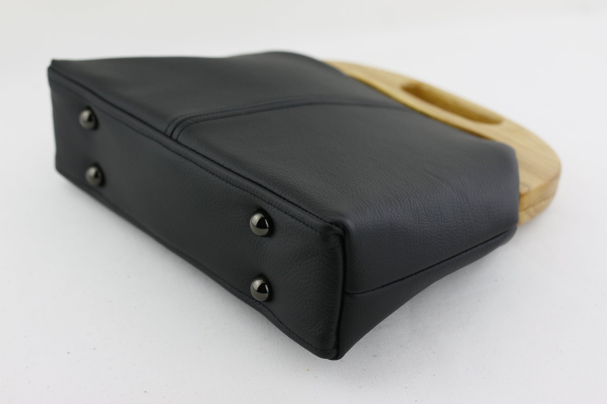 Women's Luxury Ebony Black Leather Bag | PINKOASIS